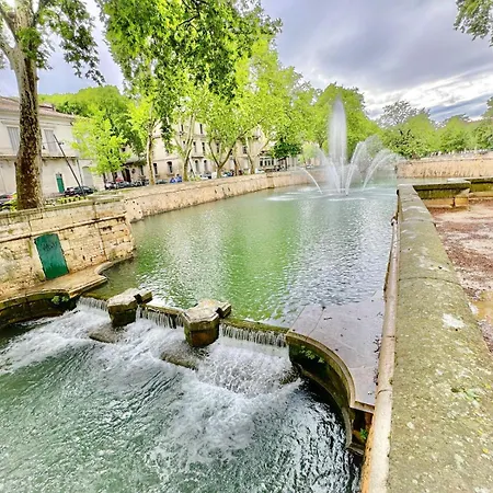 Ni'douillet-p3 Terrasse Et Climatise-coeur De * Nimes