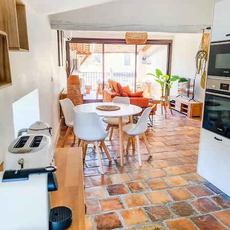 Ni'douillet-p3 Terrasse Et Climatise-coeur De Nîmes