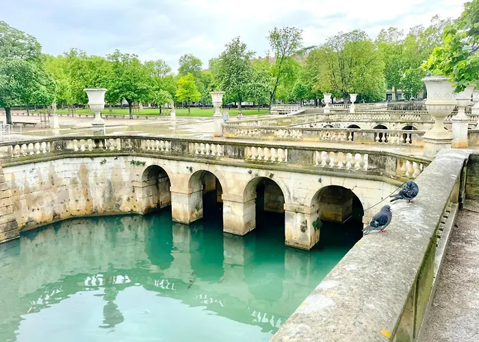 Ni'douillet-p3 Terrasse Et Climatise-coeur De Nîmes